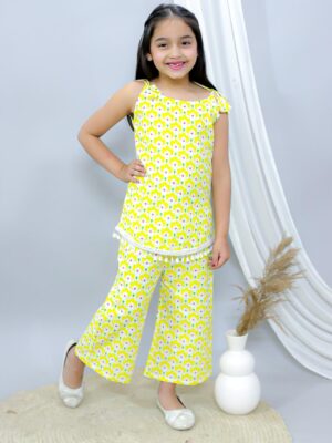 Ka-mee Girls Floral Printed Pure Cotton Straight Kurti with Plazo
